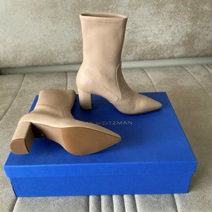 New with Box Stuart Weitzman Landry 75 size 7